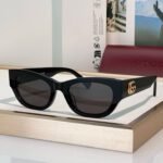 GUCCI Classic Wide-Brim Sunglasses