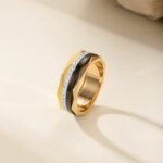 Laurence Graff Signature black ceramic ring 5.5mm